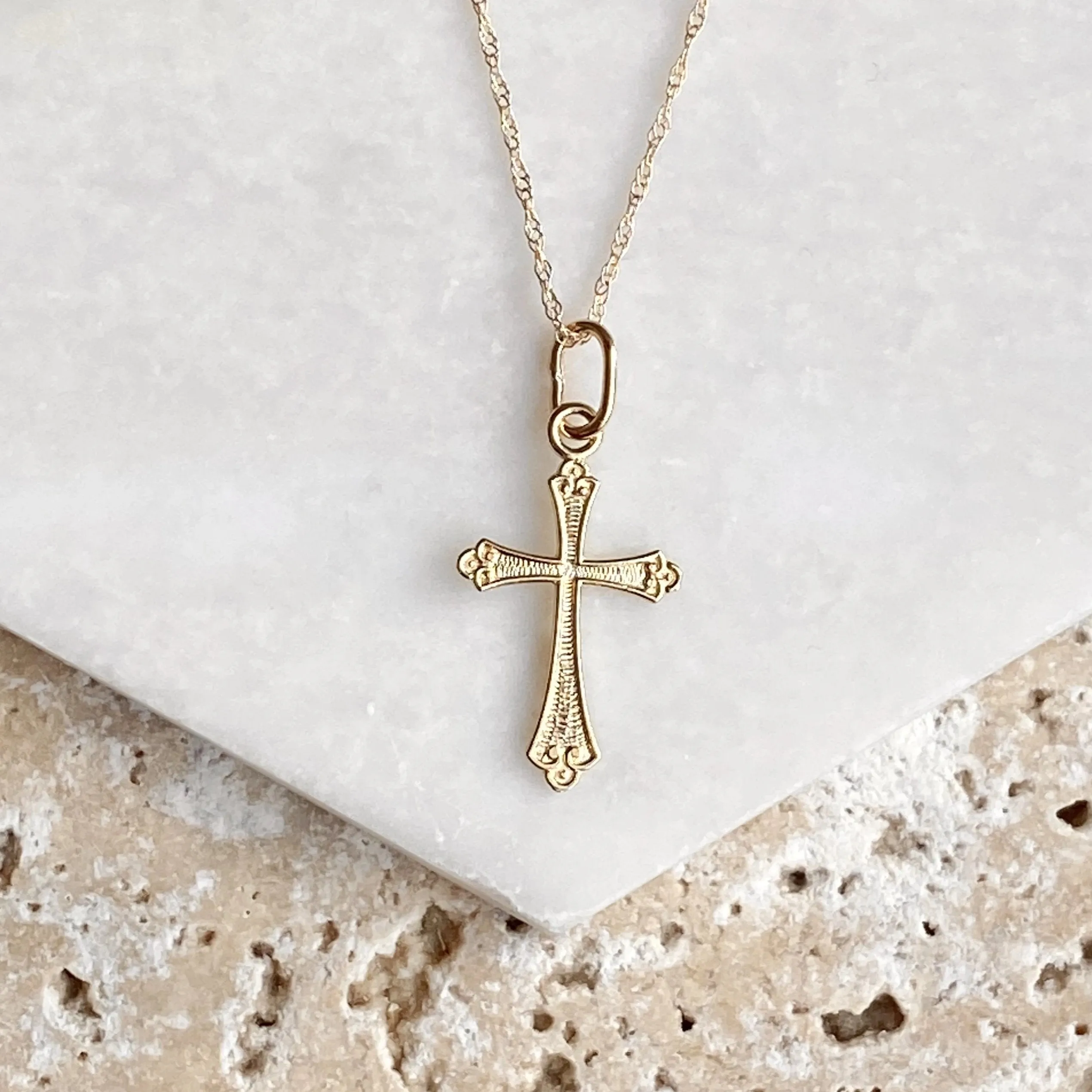 14KT Yellow Gold Textured Small Cross Pendant Chain Necklace