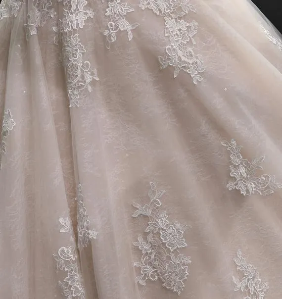 2019 Off The Shoulder Wedding Dresses Lace Appliques Fashion A-line Tulle Bridal Gowns
