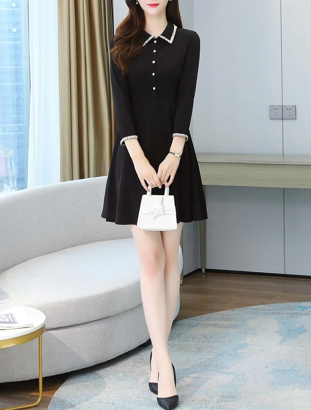 Chic Women's Long Sleeve Dress in Classic Black