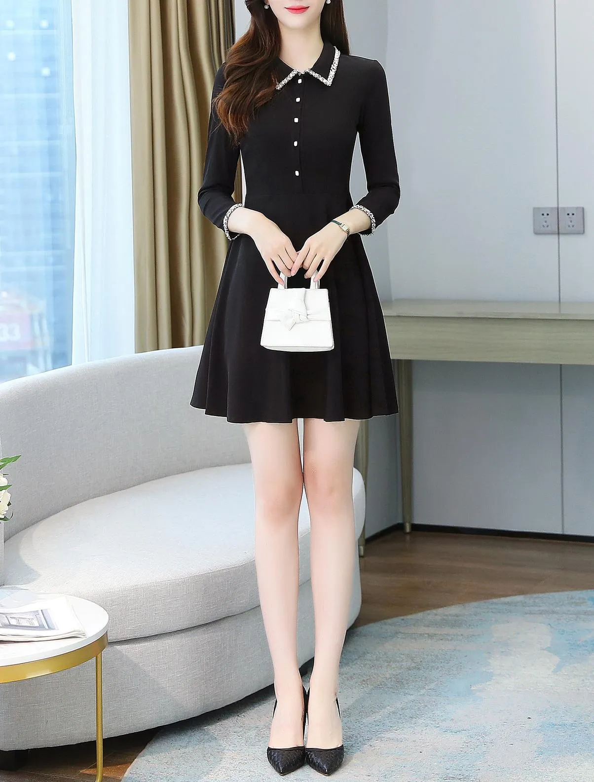 Chic Women's Long Sleeve Dress in Classic Black