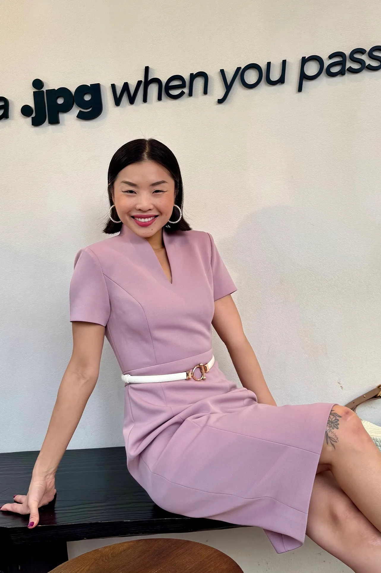 CLASSIC V-NECK OFFICE DRESS