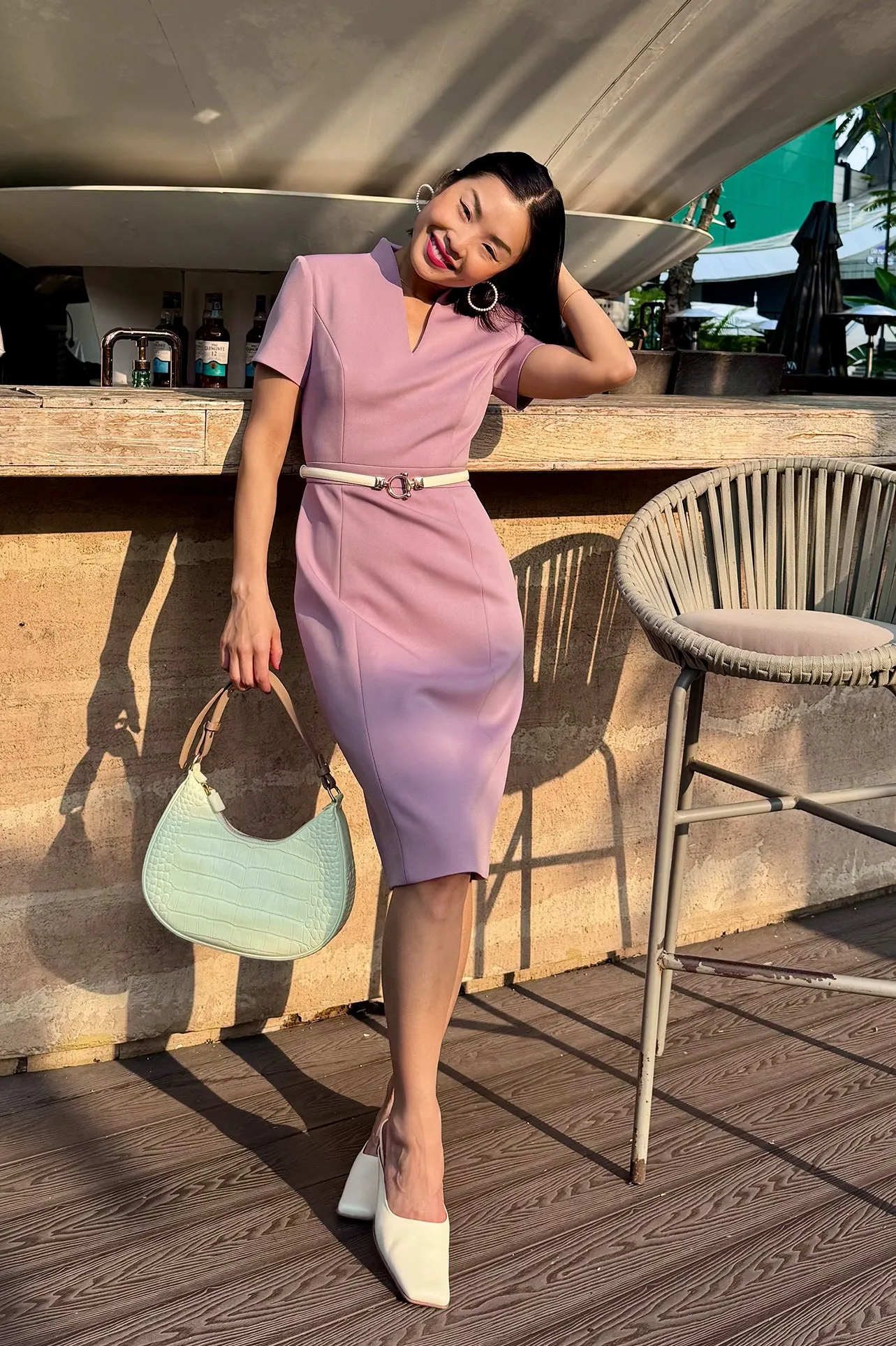 CLASSIC V-NECK OFFICE DRESS