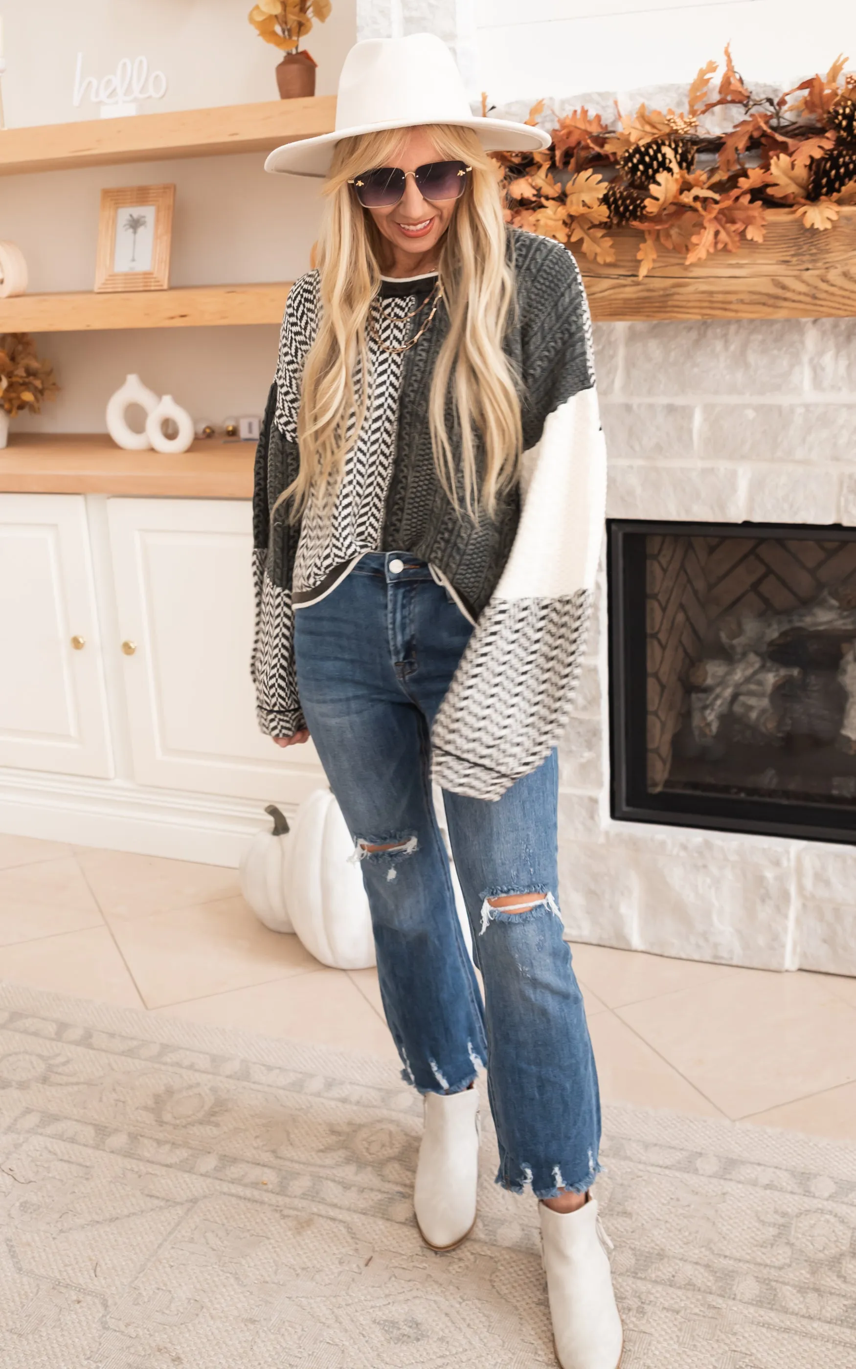 Contrast Twisted Chevon Pattern Sweater - POL