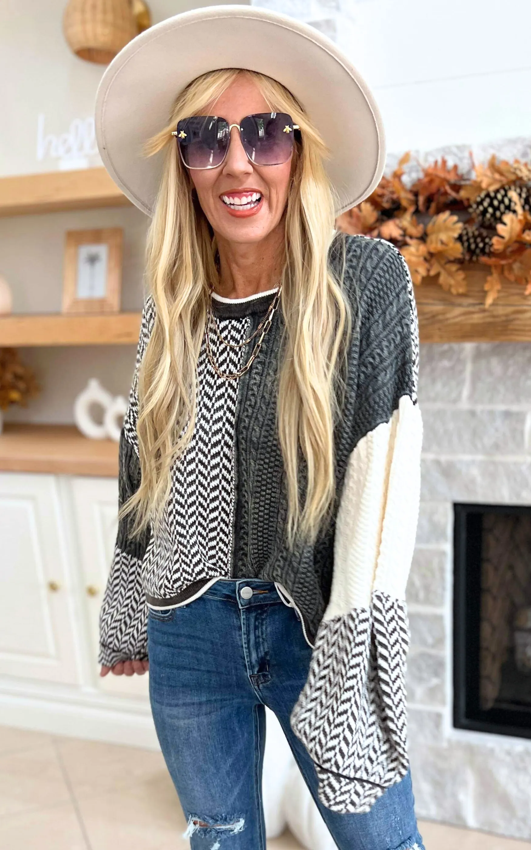 Contrast Twisted Chevon Pattern Sweater - POL