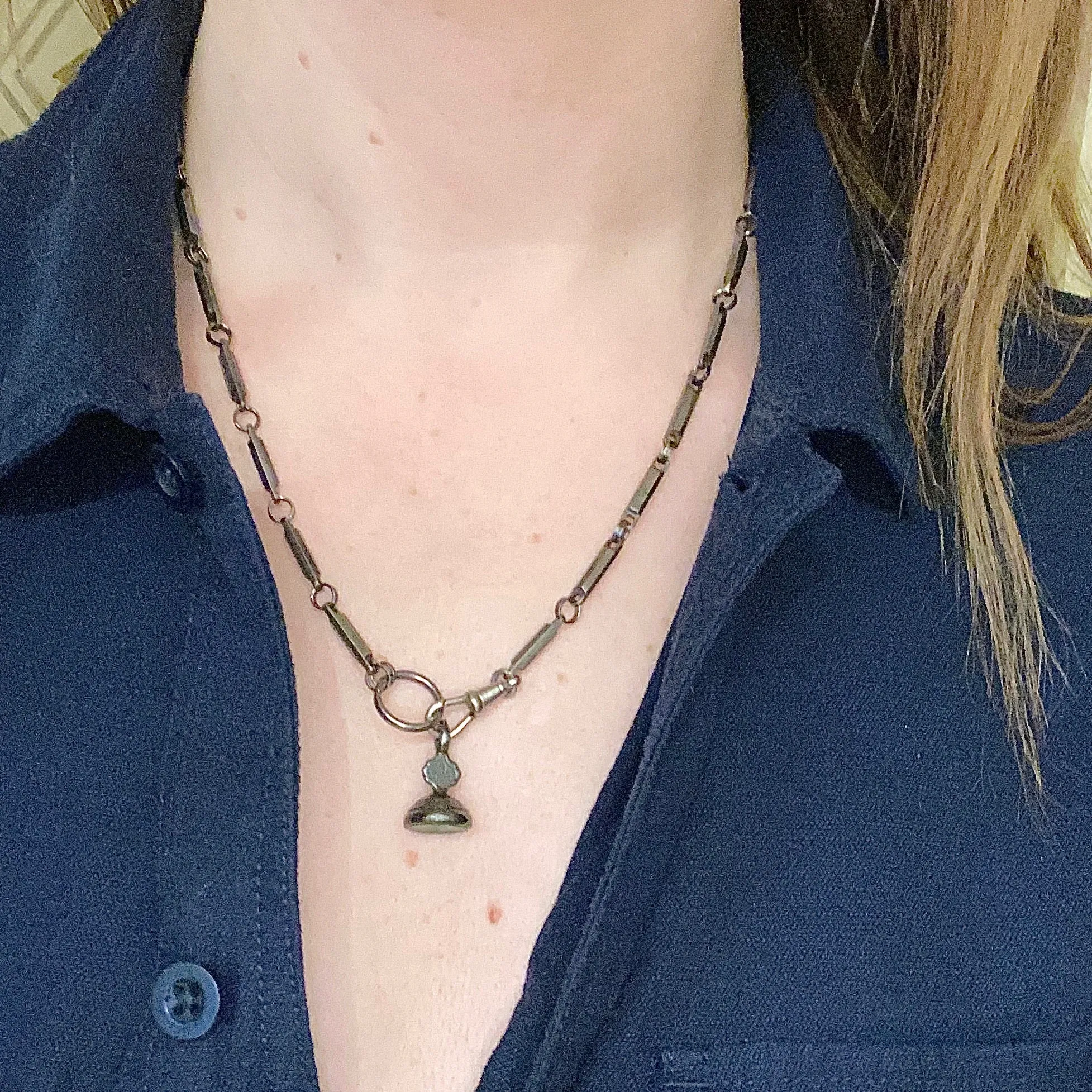 Edgy Chain with Faceted Gunmetal Links
