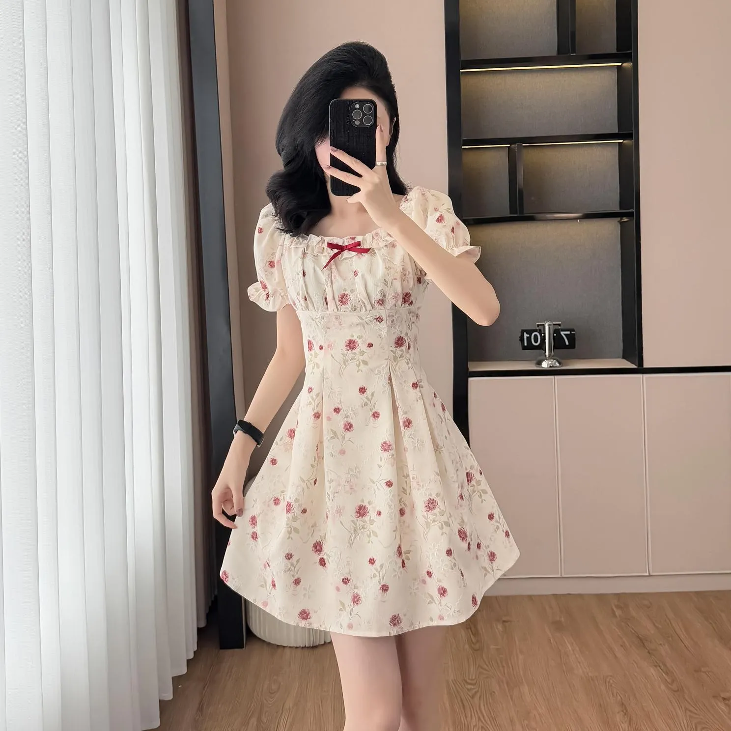 Elastic-Waisted Mini Summer Dress with Bow Tie Neckline and Pleated Details