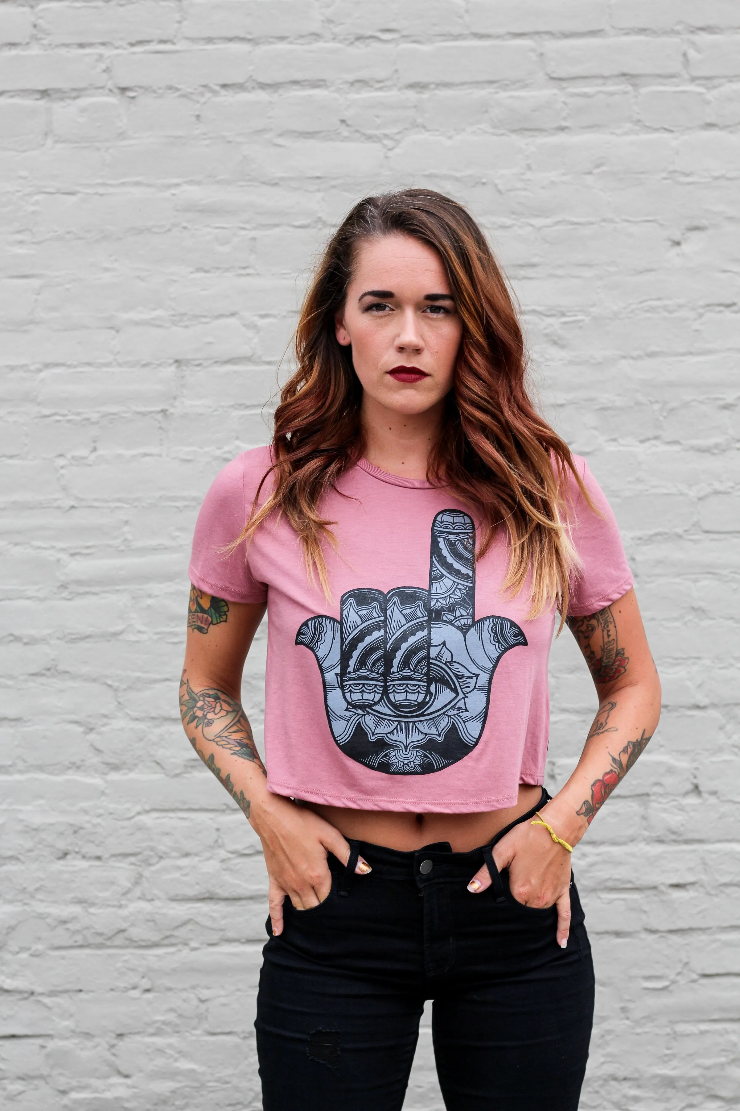 Heavy Metal Hamsa Crop Tee - Mauve