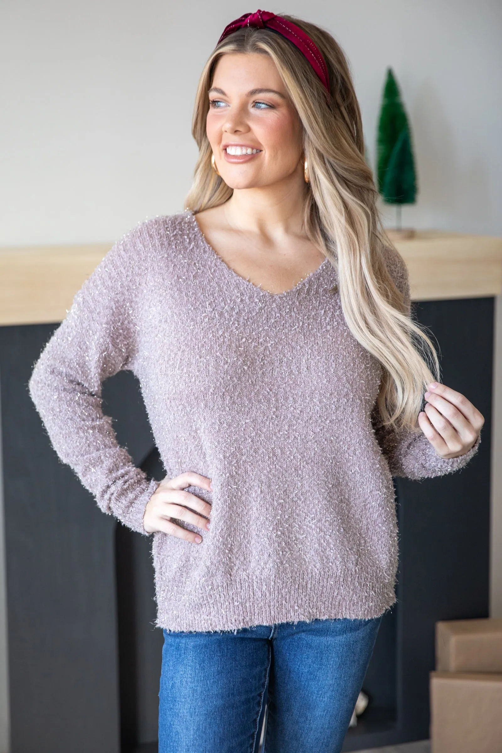 Light Mauve V-Neck Popcorn Textured Sweater