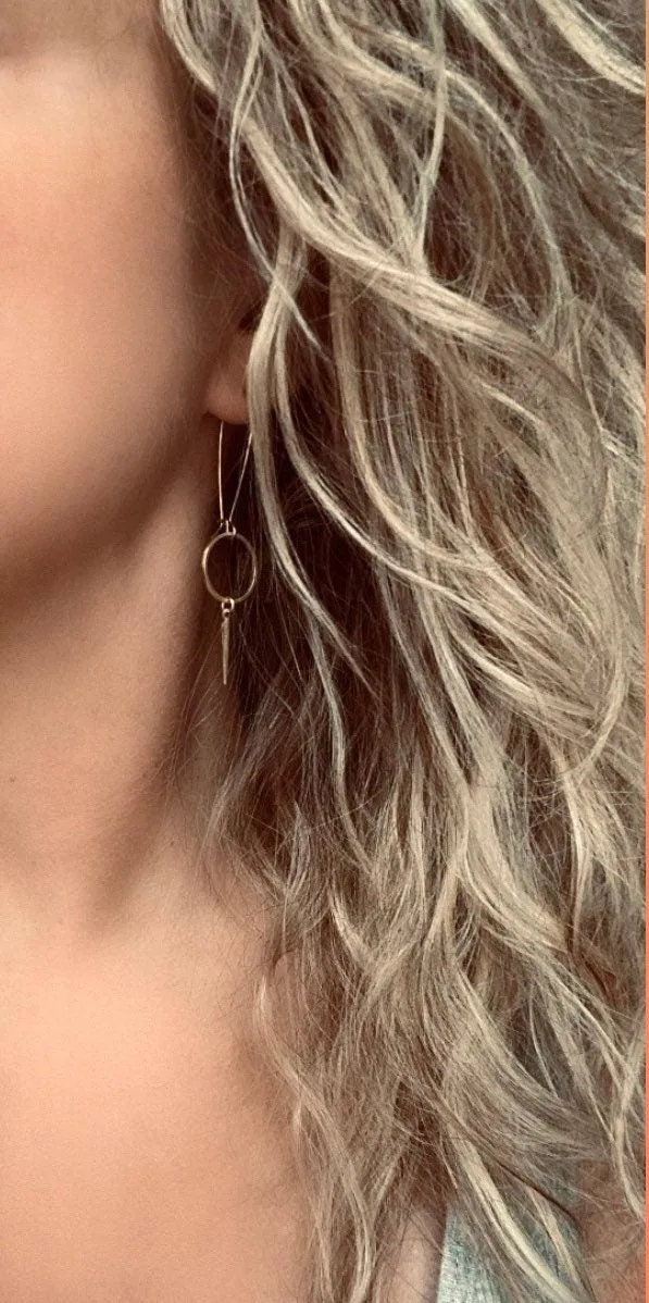 Long Gold Boho Earrings, antique brass earring, oxidized brass, lightweight earring, gold kidney hooks, gold circle earring, spike spear