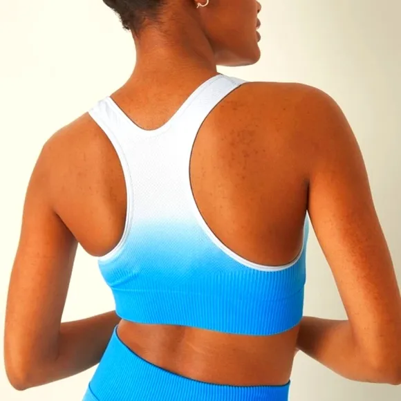 NEW VS PINK Seamless Set! 💙
