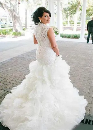Queen Anne Neckline Mermaid Wedding Dresses