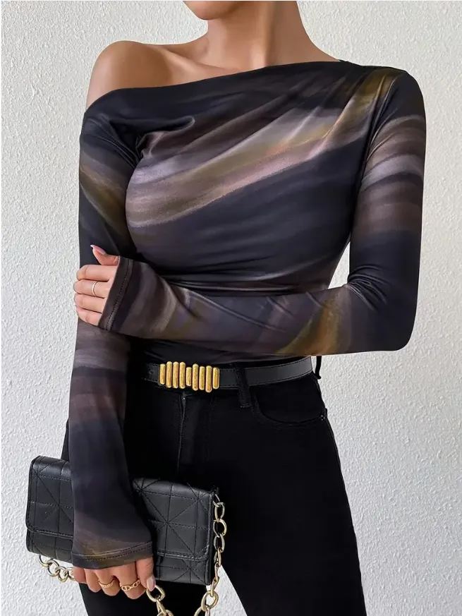 Valeria –Stylish off the shoulder top