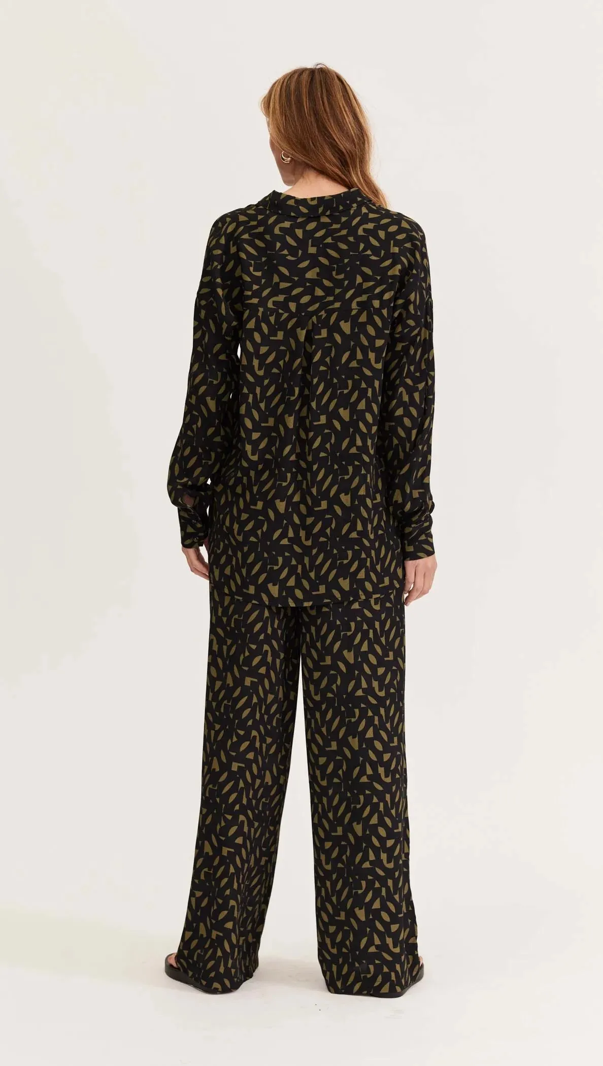 Zadie Shirt Khaki Black Geo